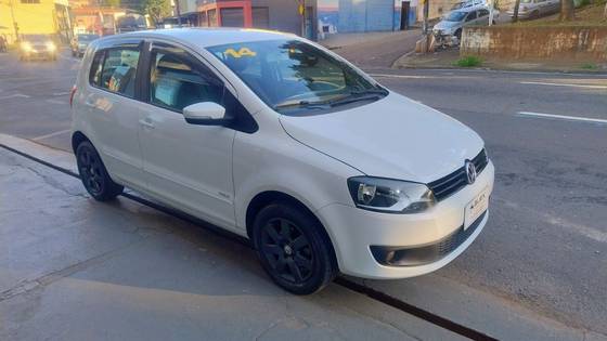 VOLKSWAGEN FOX 1.6 MI 8V FLEX 4P MANUAL VOLKSWAGEN FOX 1.6 MI 8V FLEX 4P MANUAL